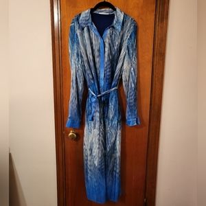 Tahari blue white silver button front long sleeve belted shirt dress size Large.